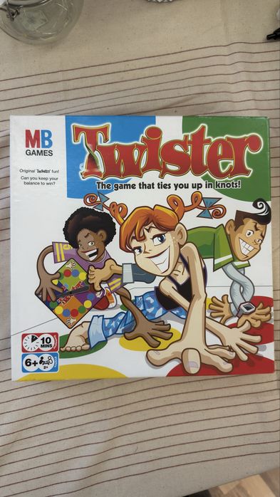 Twister – настолна игра