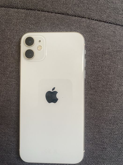 Продам iPhone 11