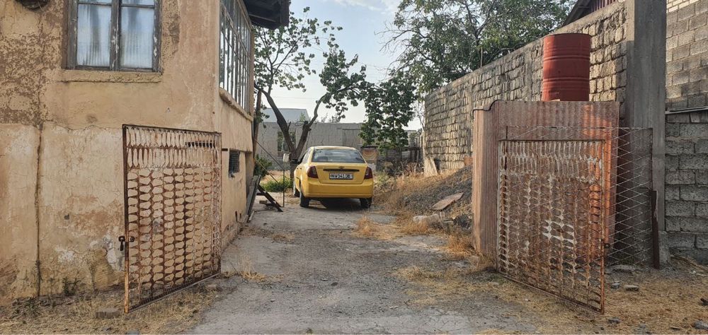 Сайохатда 8,5 сотик Йер