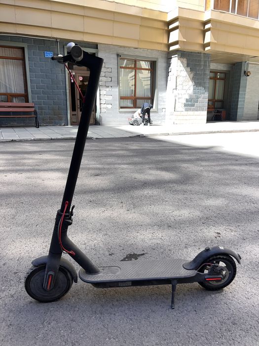 Mi Electric Scooter M365