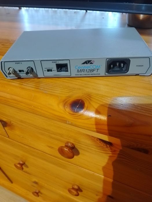 Двупортов ретланслатор репийтър