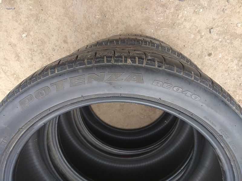 Продам 4 летние шины 255/40 R19.