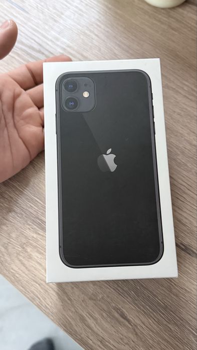 Iphone 11. - 64GB черен