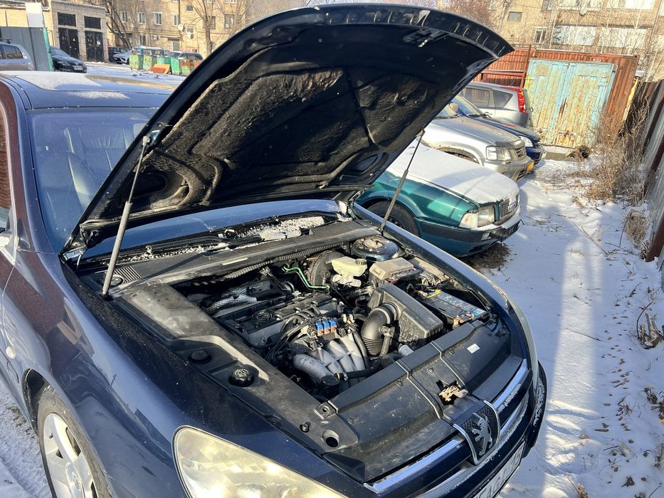 Продам пежо 607.