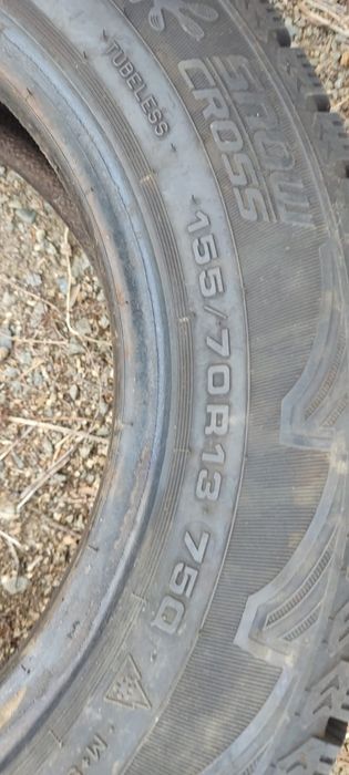 Продам шипованные шины для Матиз