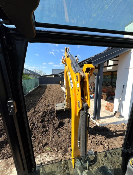 Închiriere Miniexcavator, săpături șanțuri apa,canalizare,curent,drena