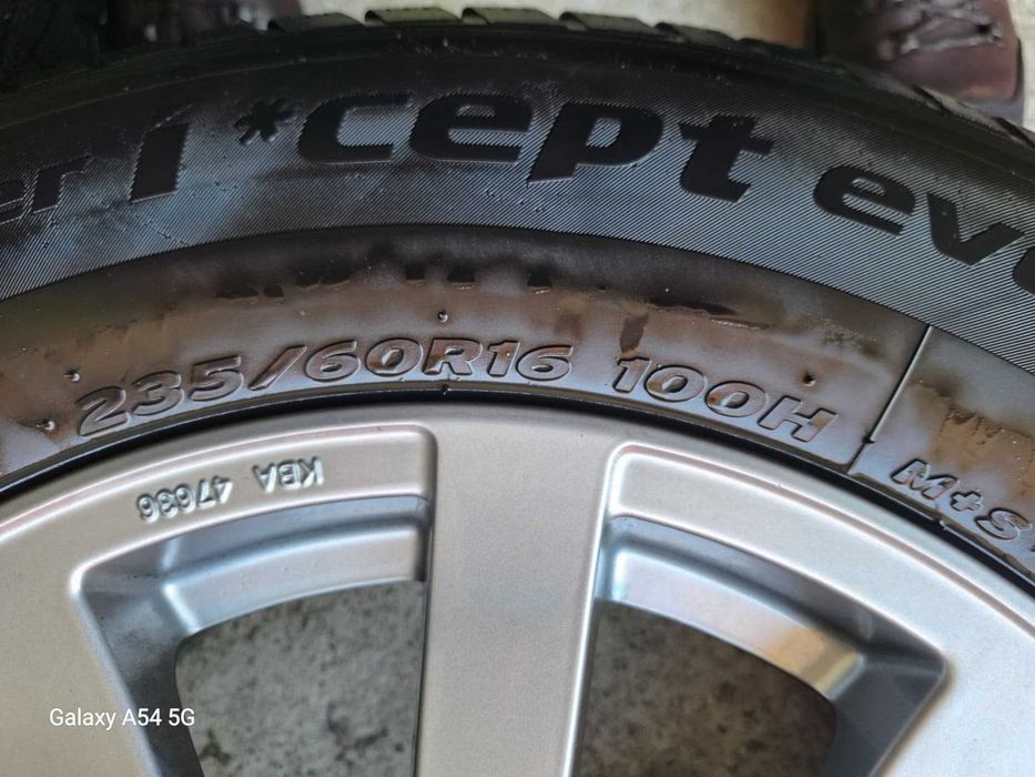 Set 4 jante aliaj si anvelope  Hankook 235/60 R16 – Hyundai Tucson