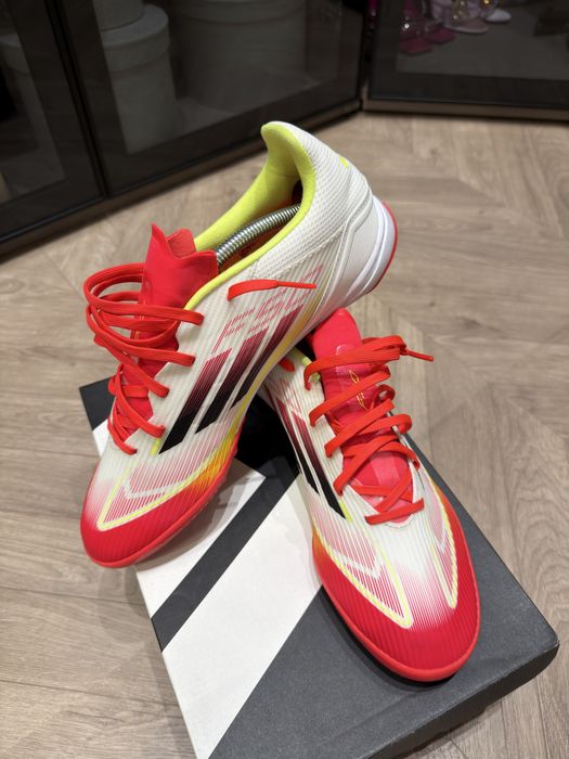 Adidas F50 League TF футболни стоножки
