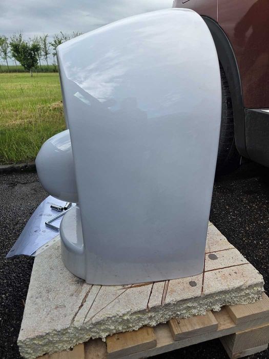 Vas wc suspendat Rimfree, forma inchisa, producator Geberit