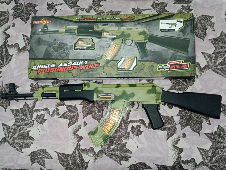 Игрушечный автомат АК-47