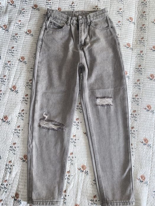 Продам джинсы женские