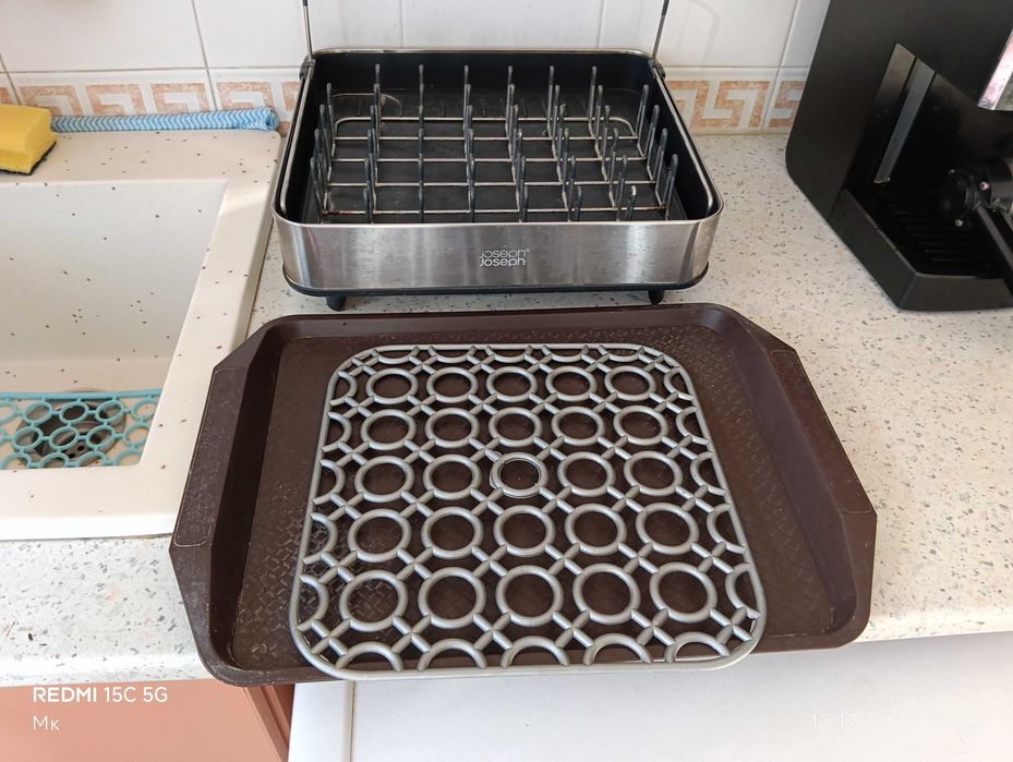 Сушивник за съдове  и прибори JOSEPH&JOSEPH от неръждавейка