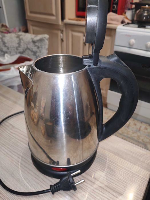 Элетро чайник тефаль