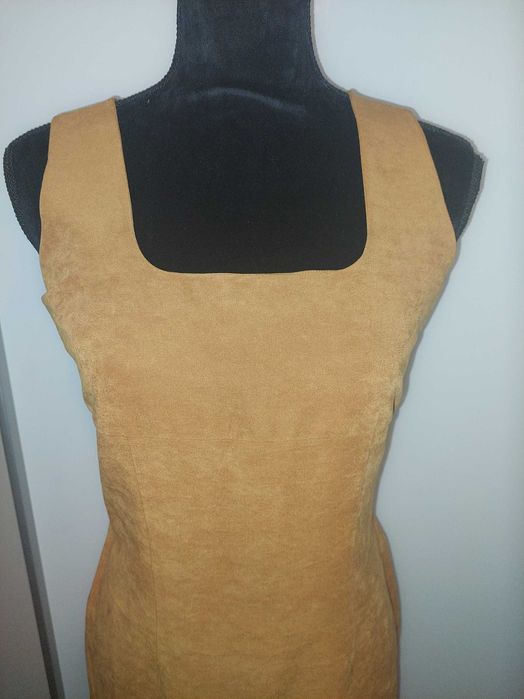 Rochie sarafan maro stil piele caprioara