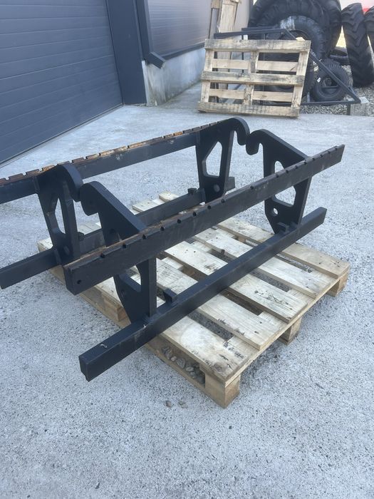 Suporti lame paleti vola Caterpillar Volvo. Jcb Liebher