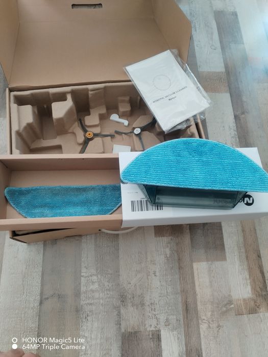 Прахосмукачка робот  Neatsvor X500