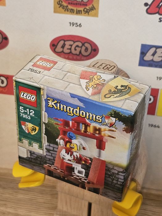 Lego 7953 Kingdoms Court Jester 7953 minifigure cas437 кралски шут гр ...