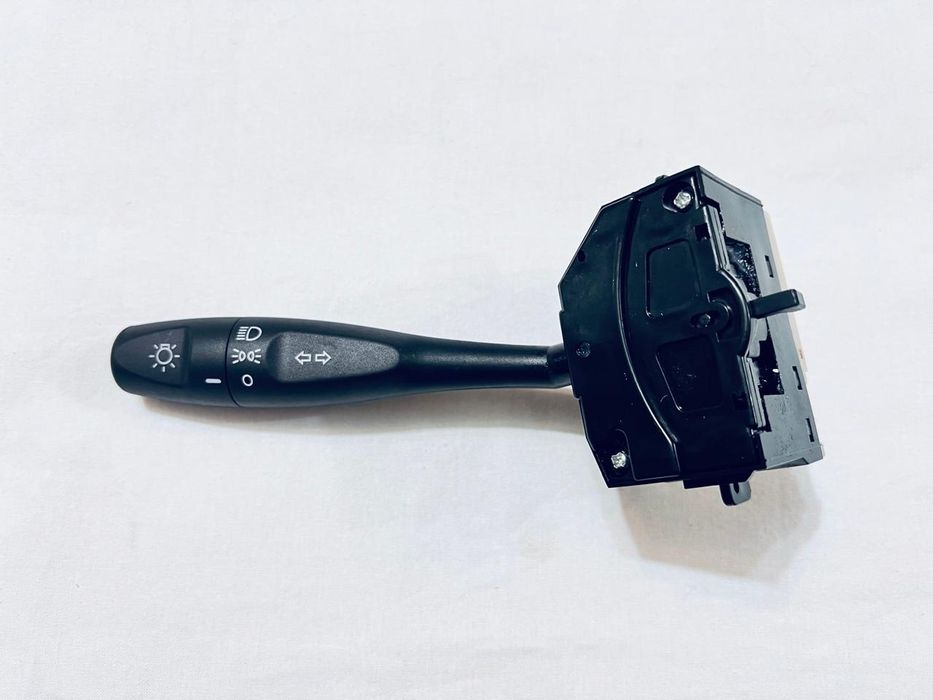 гитара вертолёт на Монтеро-Паджеро Спорт