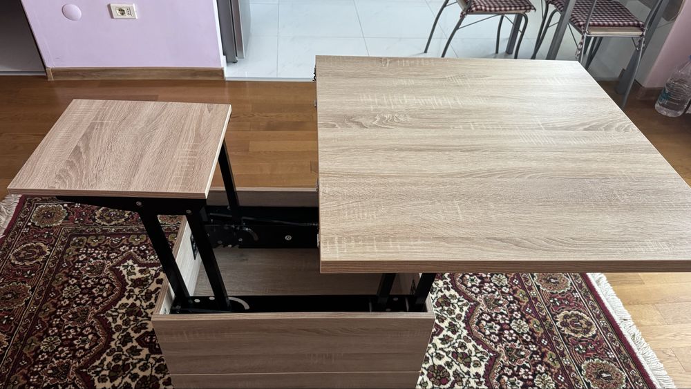 Masă extensibilă din lemn pentru living