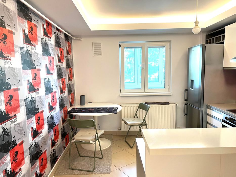 Apartament 2 camere decomandat, mobilat/utilat modern, centrală proprie si parcare ADP – Str. Bârcă, Sector 5 — fotografia 1