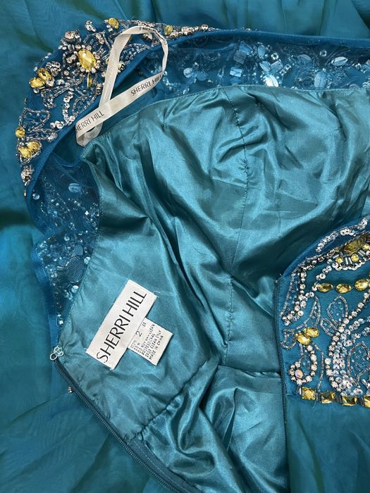 Платье вечернее Sherri Hill