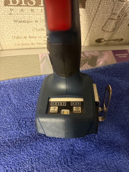 Impact De Rigips și Rigle