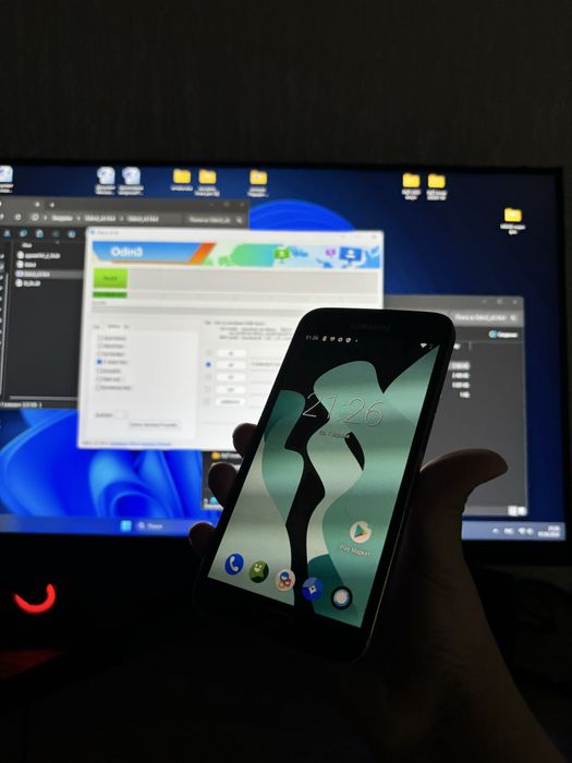Продам перепрошитый Samsung galaxy s5