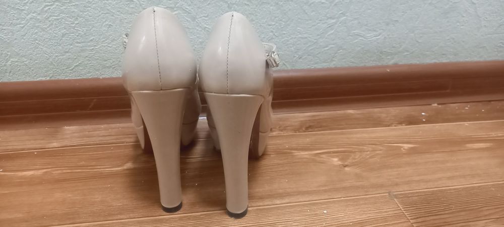 Туфли , одевались 1 раз