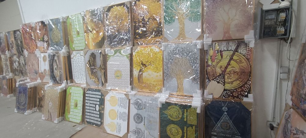 Әртүрлі тақырыптағы картиналар