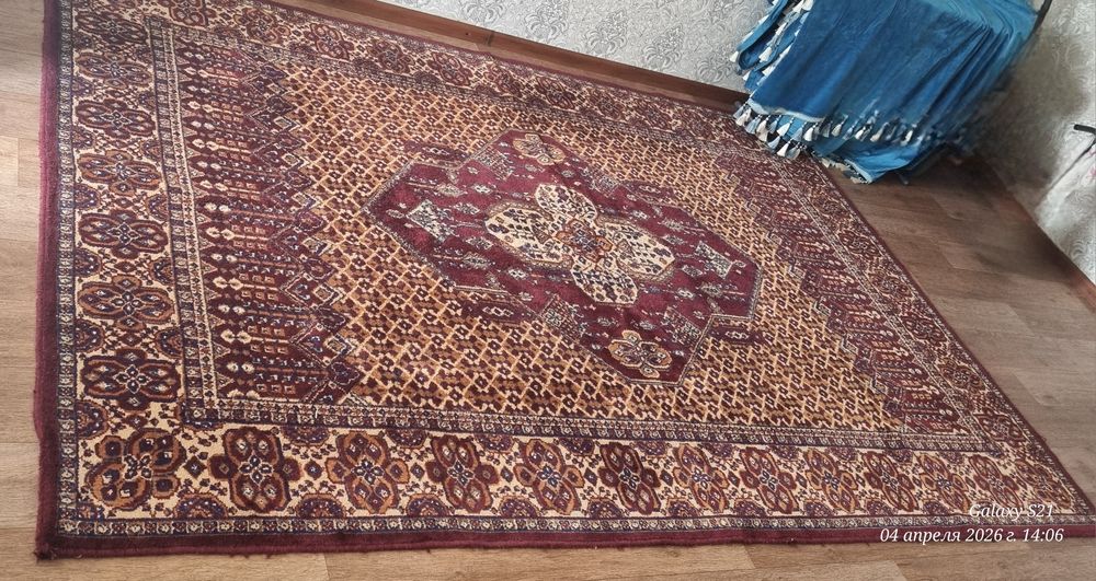 Продам ковер 2×3