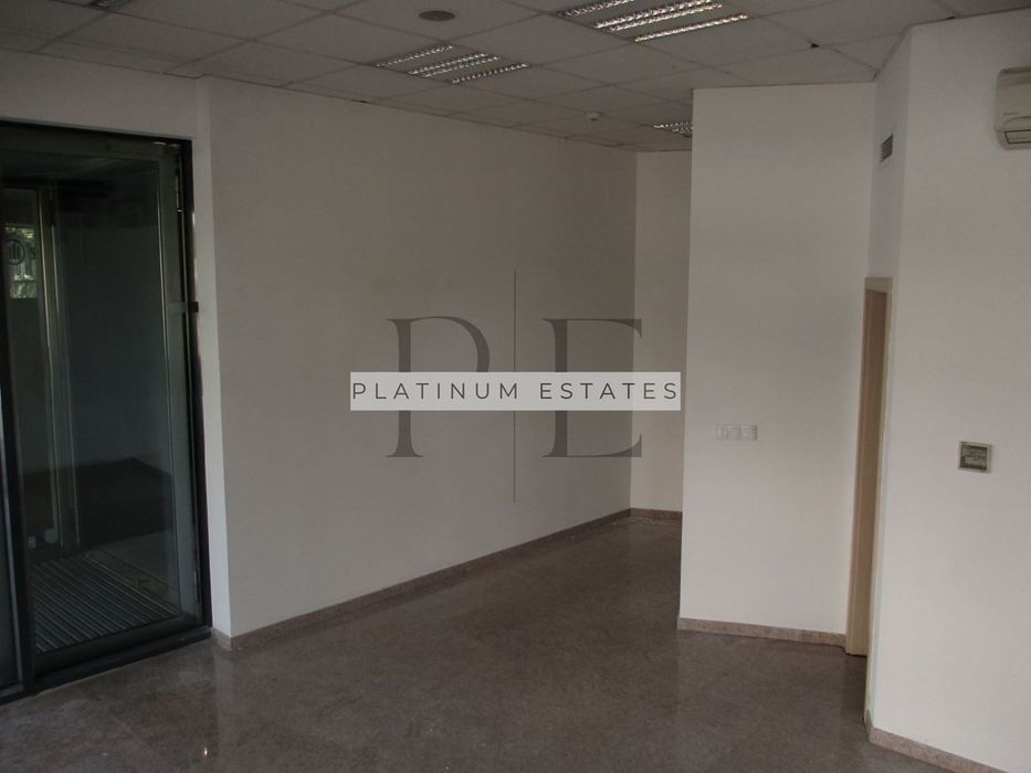 Дава се под наем Магазин в София, Център - 160 кв.м за 2200 € - Снимка #5