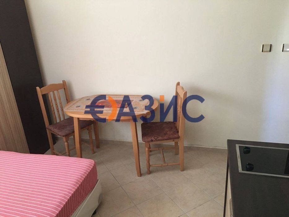 Продава се Едностаен апартамент в Несебър - 24 кв.м за 980 €/кв.м - Снимка #2