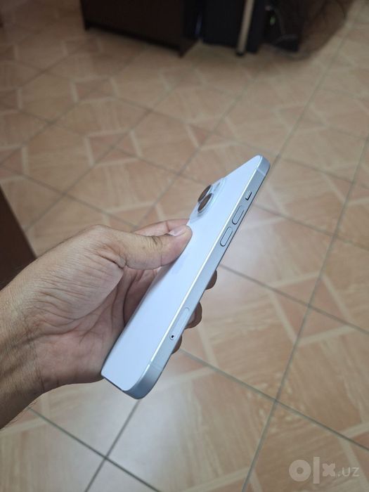 iPhone 15 naqd yoki obmenga