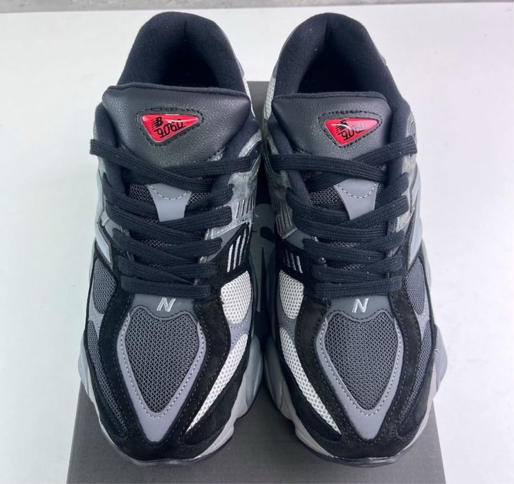 New balance 9060 grey and black.