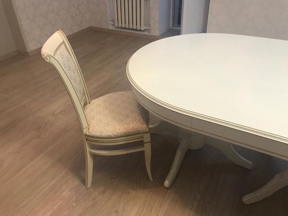 Продам новый стол , эксклюзивныц