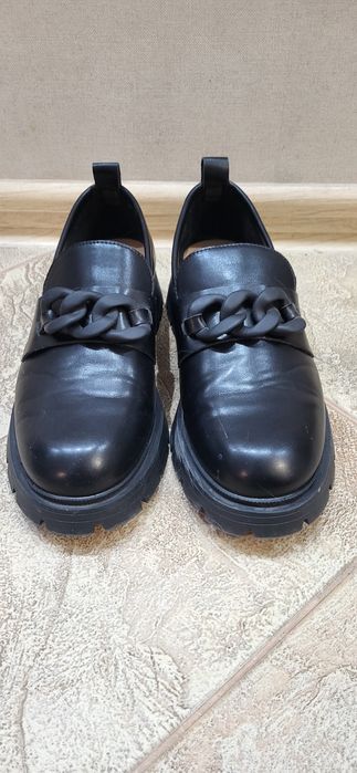 Туфли  Лоферы 39р-р