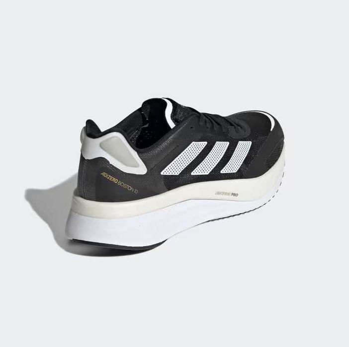 Оригинални обувки за бягане ADIDAS ADIZERO BOSTON 10    EU41 1/3-42