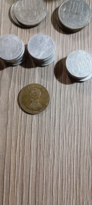 Vând monezi vechi românești