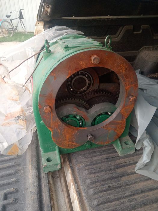 Редуктор двигатель