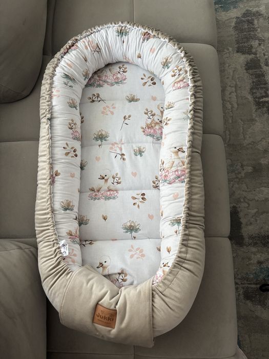 Baby nest și pernă alăptare Jukki