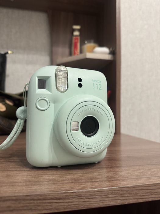 Фотоаппарат Instax mini 12
