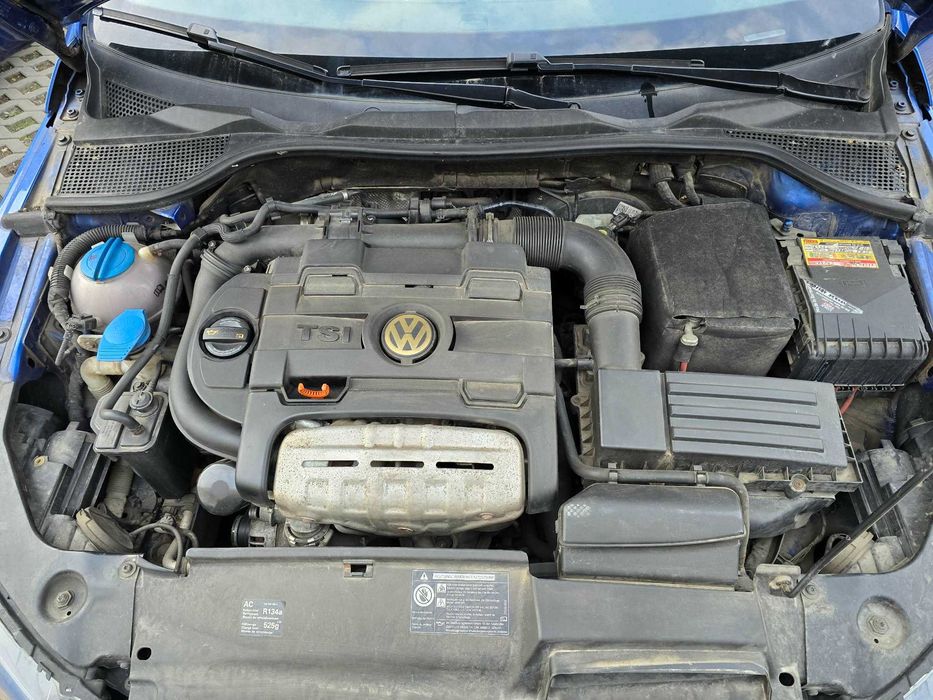 Volkswagen Scirocco, 160 cp, 2009, albastru