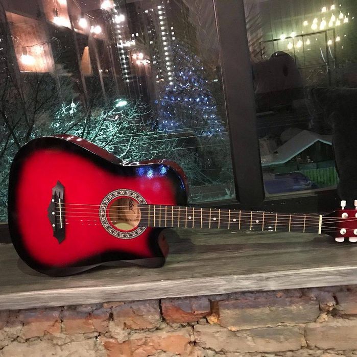 Акустическая гитара Малайзия