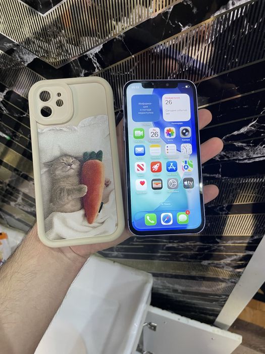 Продам телефон Айфон 12 128Gb