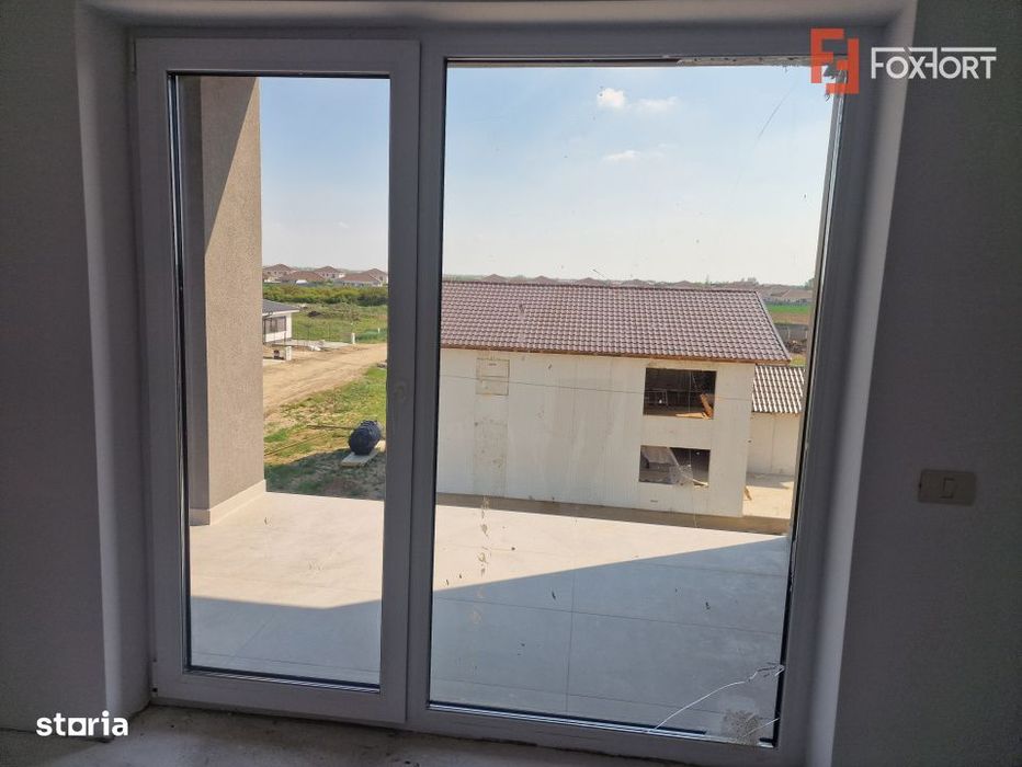 Apartament cu 3 camere la etajul 2 - zona Bucovat