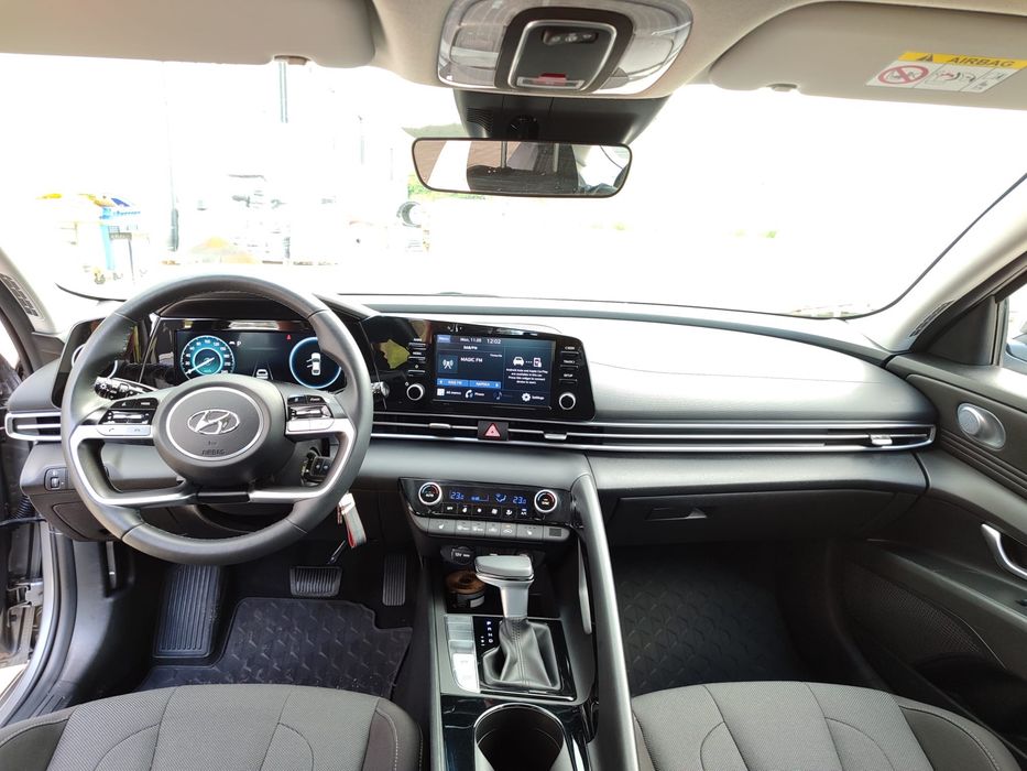 Hyundai Elantra 1.6 CVT