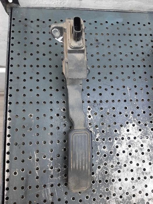 pedala acceleratie toyota  auris e15  1.4 d-4d   2007 78110-02010