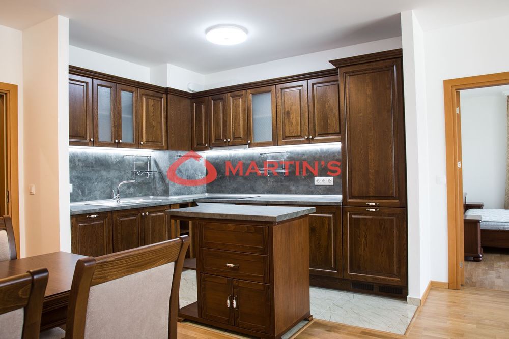 Дава се под наем Тристаен апартамент в София, Витоша - 120 кв.м за 800 € - Снимка #5