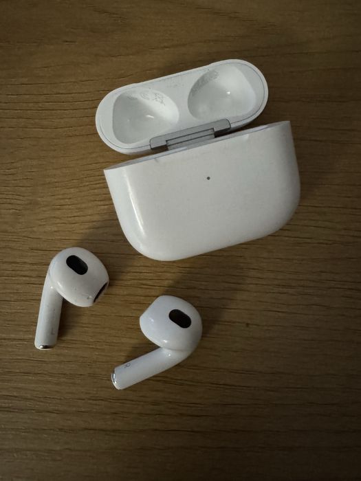 AirPods Pro 2 слушалки