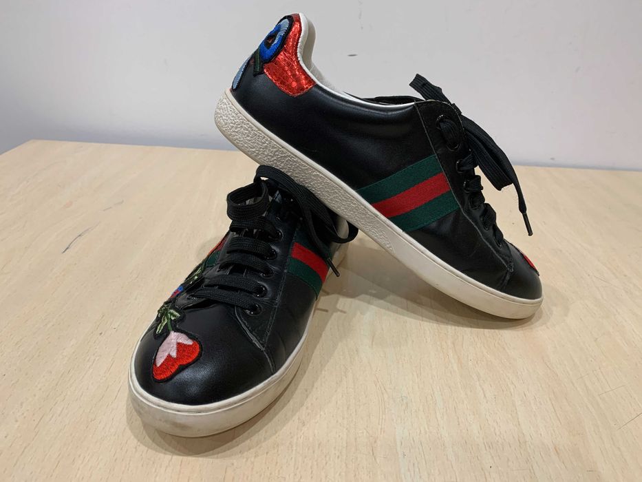Pantofi Sport/Sneakers deosebiti cu broderie aplicata  39